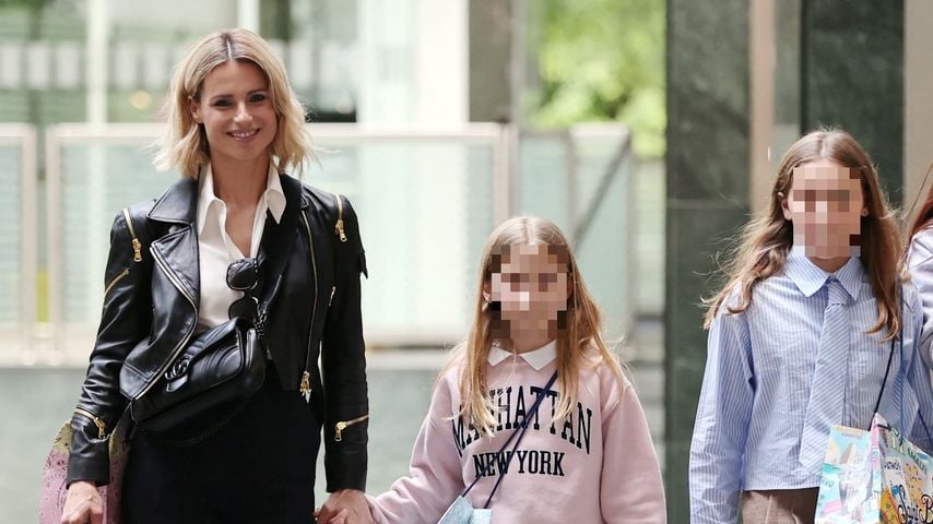 Michelle Hunziker genießt Mädelsurlaub mit ihren Töchtern