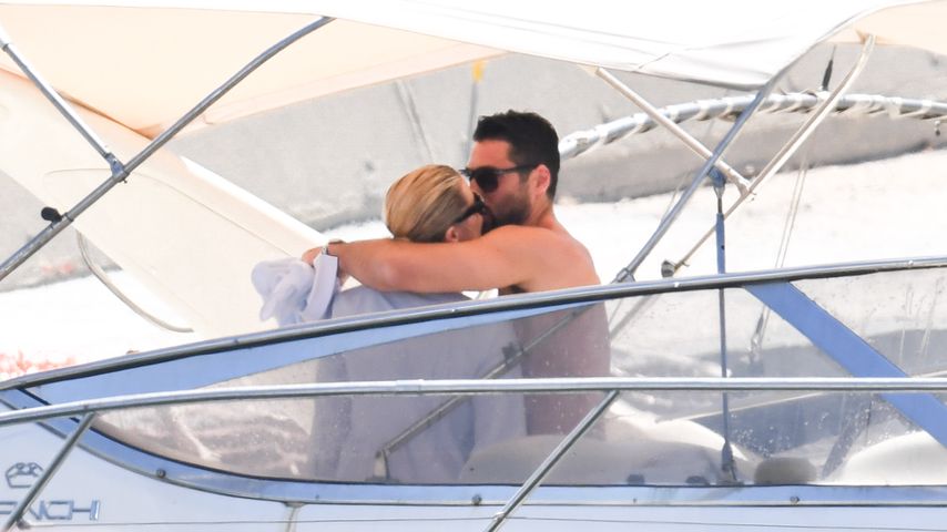 Eindeutig: Hier knutschen Michelle Hunziker und Giovanni!