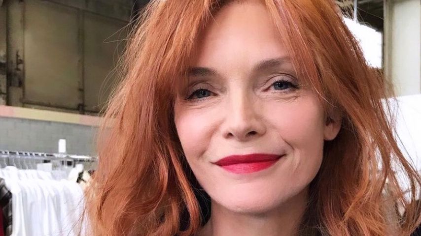 Besser als blond? Michelle Pfeiffer hat jetzt rote Haare