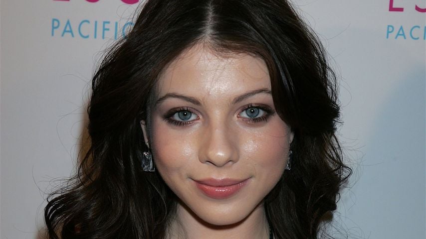 Michelle Trachtenberg in West Hollywood, 2006