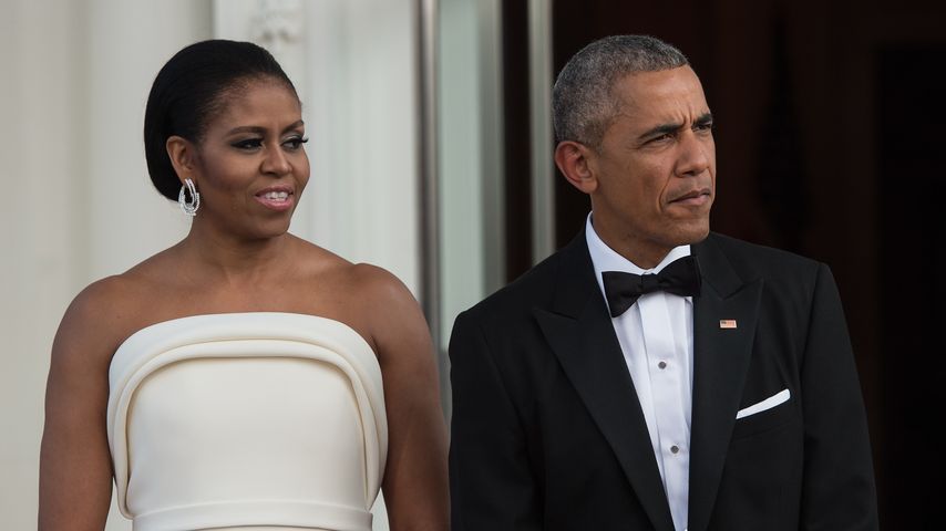 Michelle und Barack Obama 2016 vor dem Weißen Haus