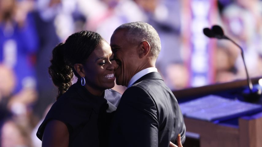 Michelle und Barack Obama im August 2024