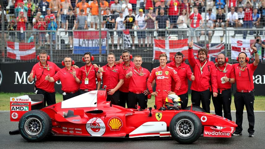 Mick Schumacher und der Ferrari F2004