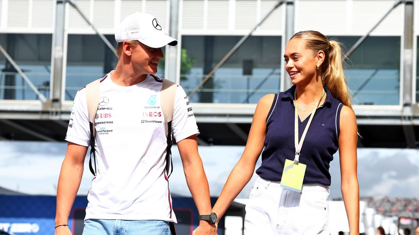 Mick Schumacher und Laila Hasanovic total verliebt auf Event