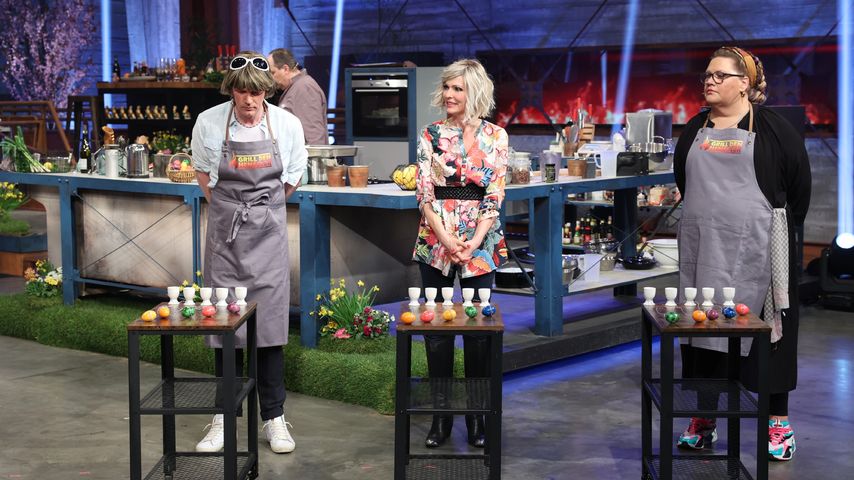 Mickie Krause, Sonya Kraus und Ilka Bessin bei "Grill den Henssler"