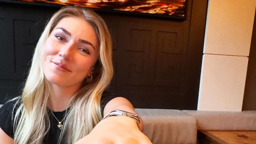 Mikaela Shiffrin mit Verlobungsring, April 2024