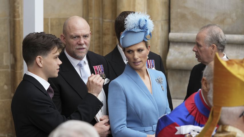 Mike mit seiner Frau Zara Tindall bei der Krönung von König Charles