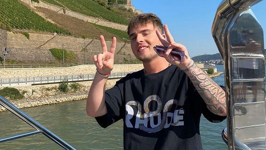 Hat sich Mike Singer etwa ein Partner-Tattoo stechen lassen?