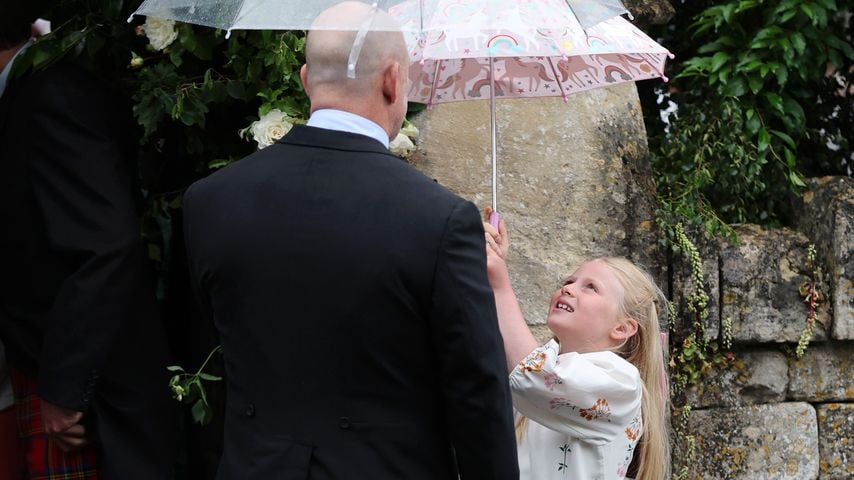Mike Tindall und Lena Tindall nach der Trauung von Peter Phillips und Harriet Sperling in Kemble