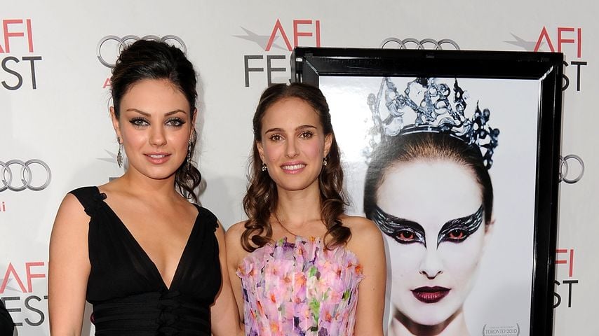 Mila Kunis und Natalie Portman, 2010