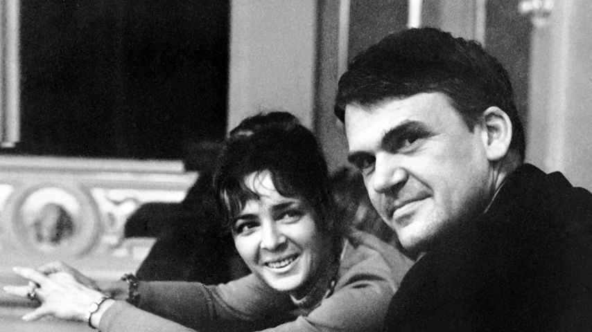 Milan Kundera mit seiner Frau, Oktober 1973
