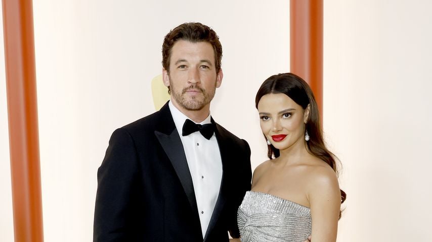 Miles Teller und Keleigh Sperry Teller bei den Oscars im März 2023