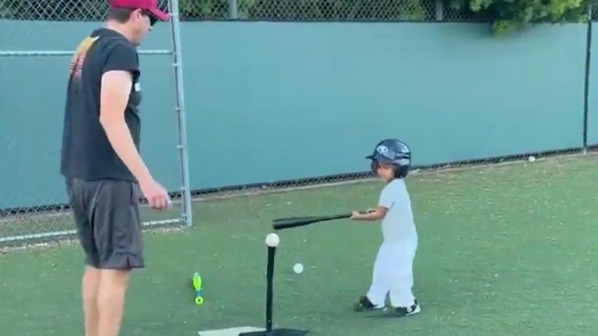 Miles Theodore Stephens bei seinem ersten T-Ball-Training