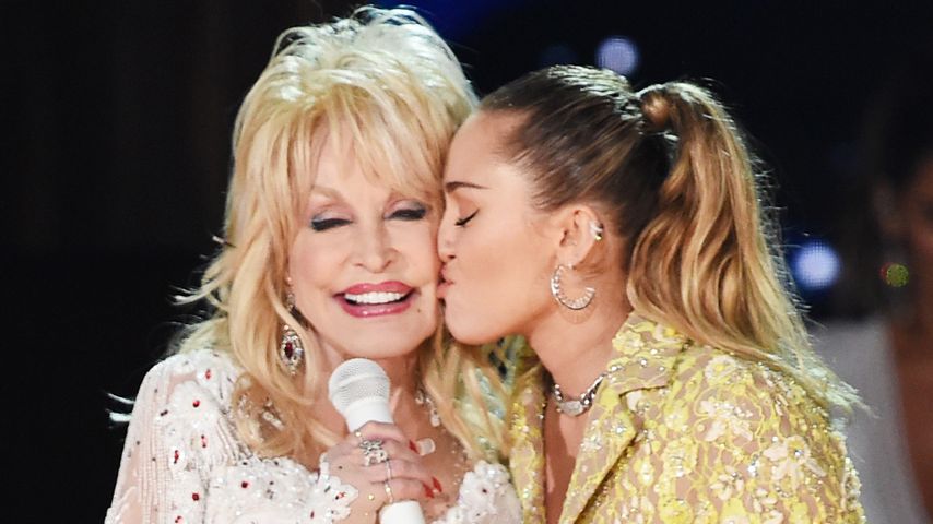 Miley Cyrus und Dolly Parton, Sängerinnen