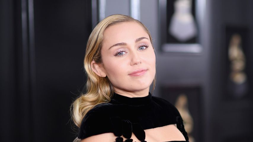 300 Millionen Dollar: Miley Cyrus für Songzeile verklagt!