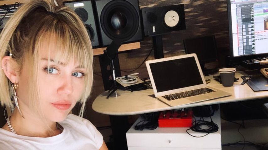 Scheidung und Split: Miley Cyrus total inspiriert im Studio
