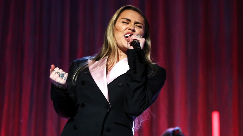 Darum schrieb Miley Cyrus dieses traurige Weihnachtslied!