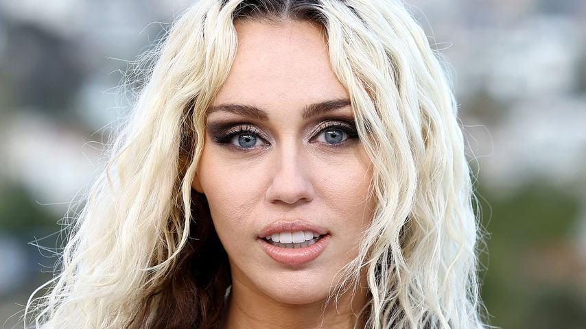 Wie früher: Miley Cyrus trägt ihre Haare wieder brünett!