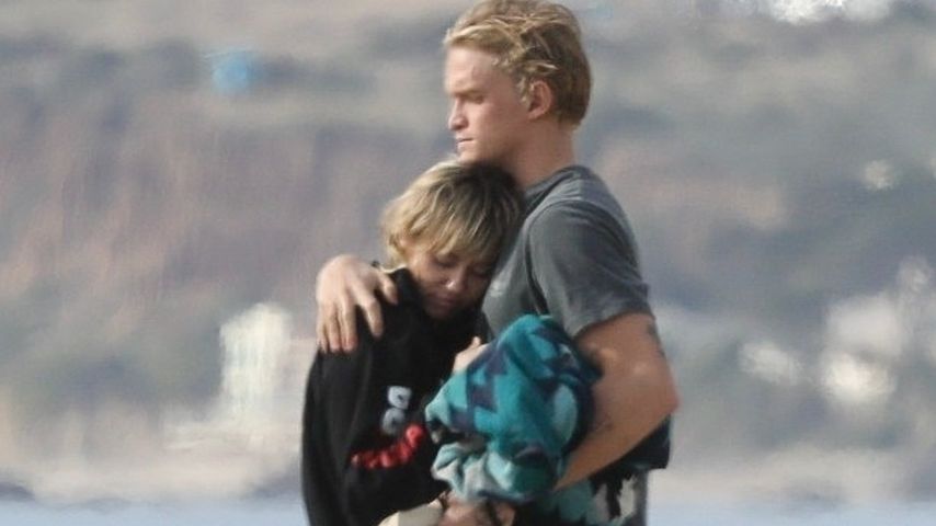 Miley Cyrus und Cody Simpson, Januar 2020