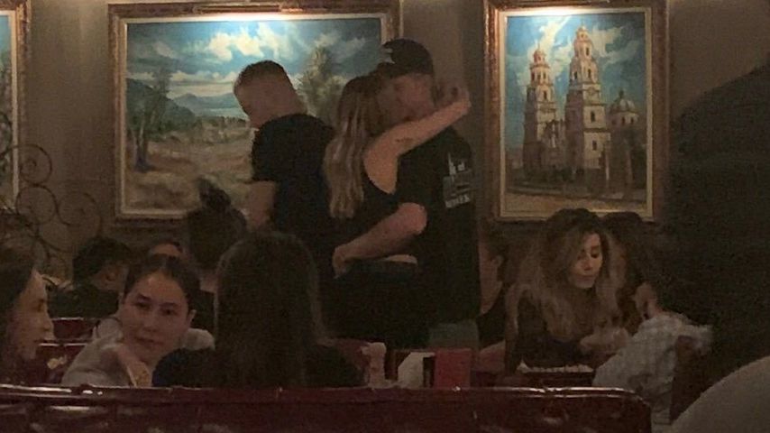 Miley Cyrus und Cody: Knutsch-Offensive mitten im Restaurant