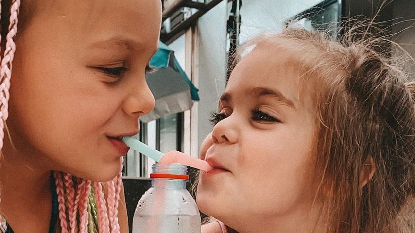 Miley und Juna, Töchter von Anne Wünsche
