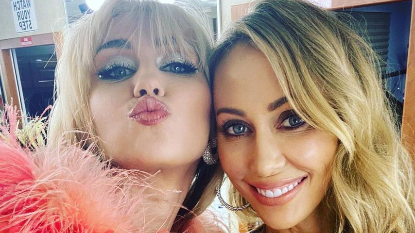 Miley Cyrus mit ihrer Mutter Tish