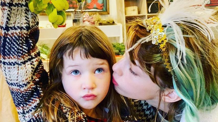 Milla Jovovichs Töchter, Dezember 2019