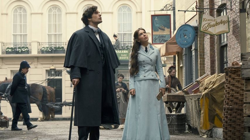 Millie Bobby Brown und Henry Cavill in einer Szene aus "Enola Holmes 3" (2026) von Netflix