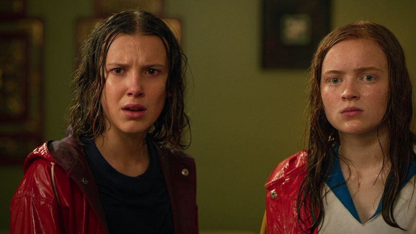 Millie Bobby Brown und Sadie Sink in "Stranger Things"