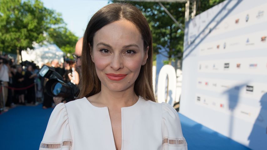 Überraschung: Filmstar Mina Tander wieder Mama geworden!