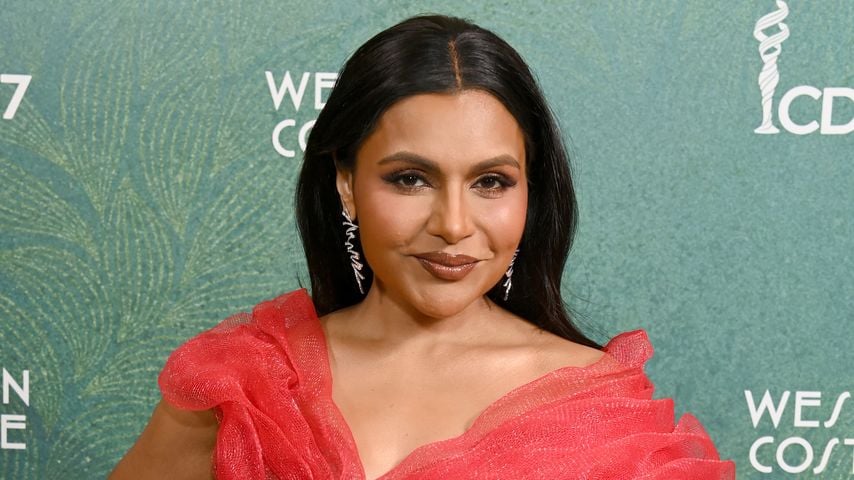 Mindy Kaling erhält Stern auf dem Walk of Fame