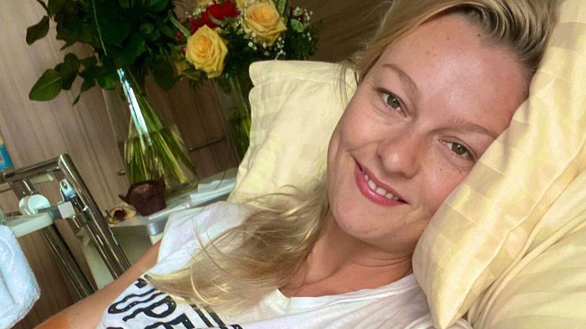 Hand gebrochen: GNTM-Girl Miriam Höller meldet sich nach OP