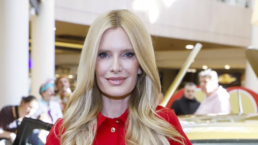 Goldig: Mirja du Mont strahlt bei Aktion für den guten Zweck