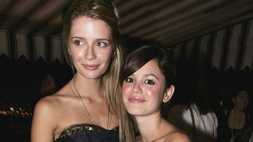 Mischa Barton und Rachel Bilson 2005