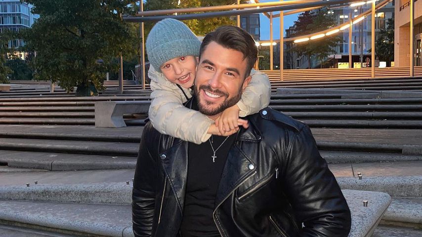 Mischa Mayer mit dem Sohn von Samantha Abdul