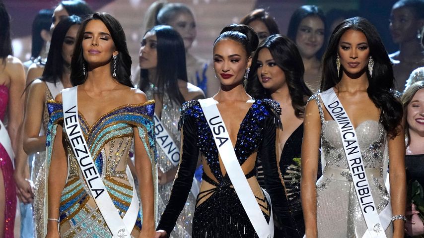 Miss Venezuela Amanda Dudamel, Miss USA R'Bonney Gabriel und Miss Dominikanische Republik Andreina