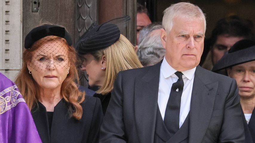 Sarah Ferguson und Andrew Mountbatten-Windsor vor der Westminster Cathedral in London, 16. September 2025