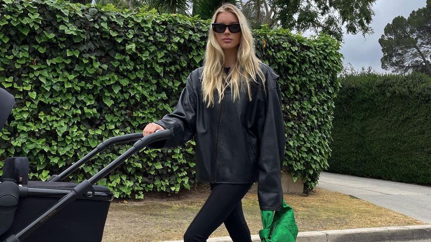 Neu-Mama Elsa Hosk ist total vernarrt in ihre kleine Tochter