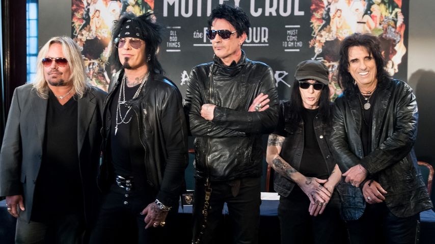Mötley Crüe, 2015