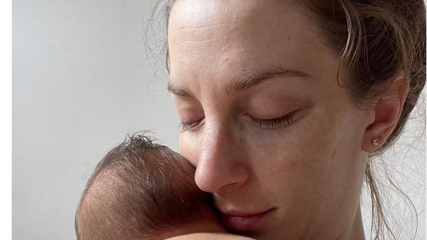"Überglücklich und verliebt": Molly Bernards Baby ist da!