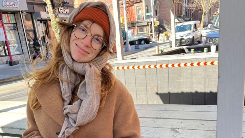 Molly Bernard mit ihrer Tochter