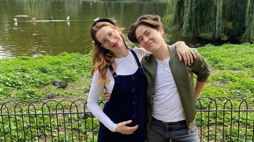 Molly Bernard und ihre Freundin Hannah im Dezember 2022