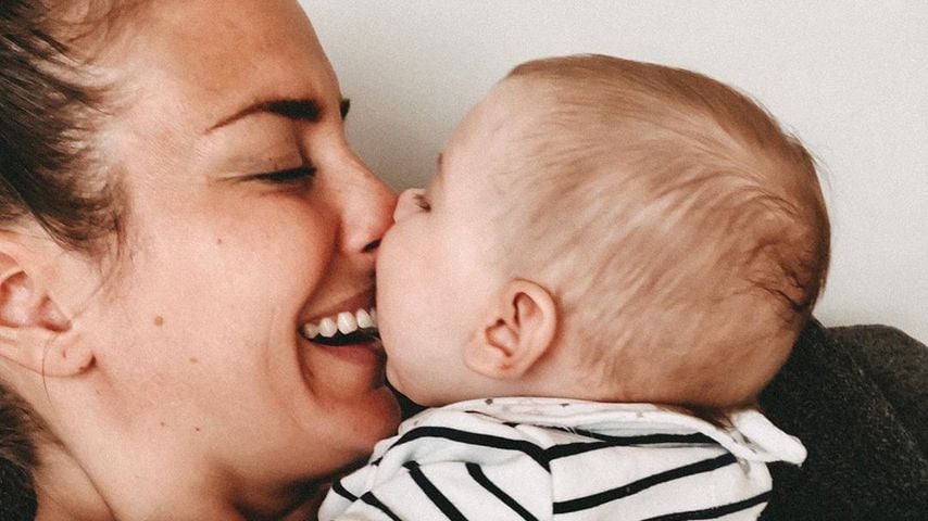 Mona Stöckli mit Tochter Clea