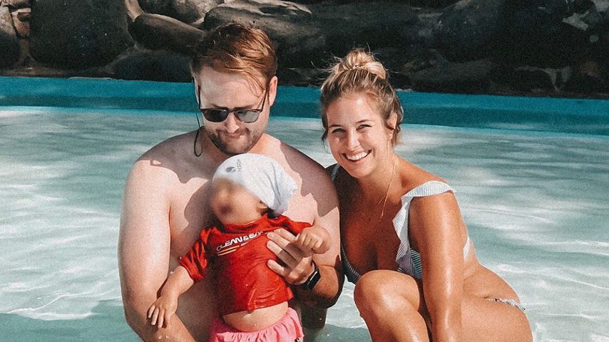 Mona Stöckli mit ihrem Freund Peter und Baby Clea