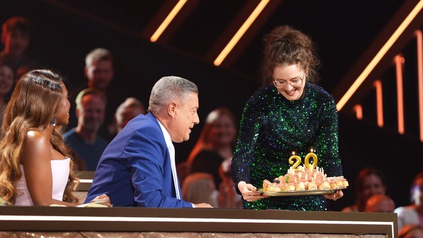 Joachim Llambi bekommt einen Mett-Igel