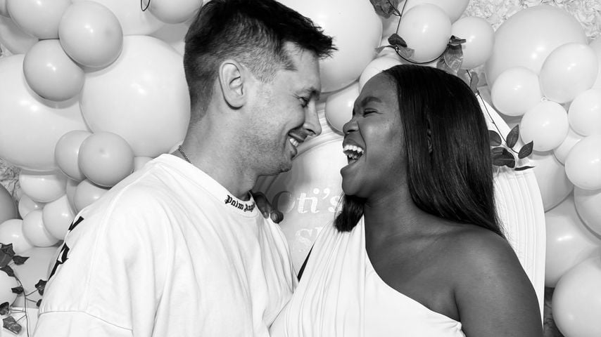 Schwangere Oti Mabuse feiert Babyparty mit ihren Liebsten