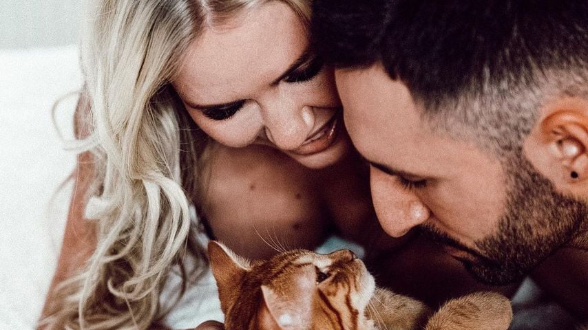 Mrs.Marlisa und Fabio De Pasquale mit ihrer Katze Simba