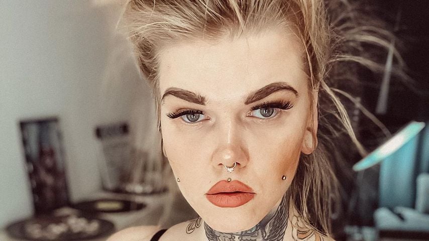 Hater kritisieren ihre Brust-OP: Jetzt kontert Ex-BTN-Nina!