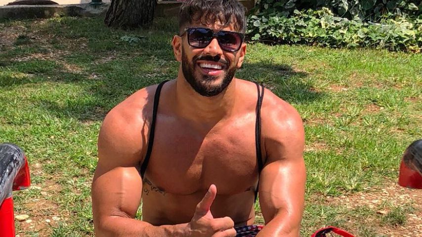 Auf Tinder erwischt: Ist das wirklich Bachelorette-Boy Mudi?