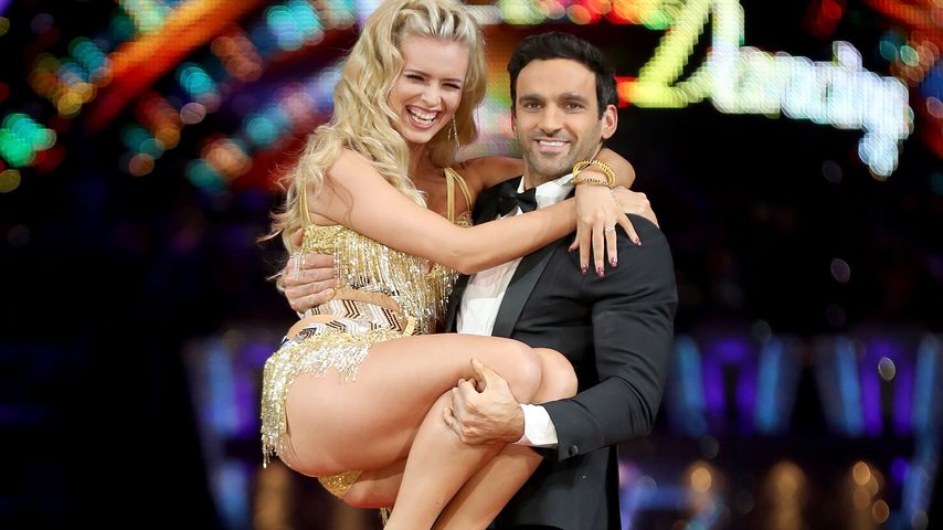 Nadia Bychkova und Davood Ghadami bei einem "Strictly Come Dancing" Photocall